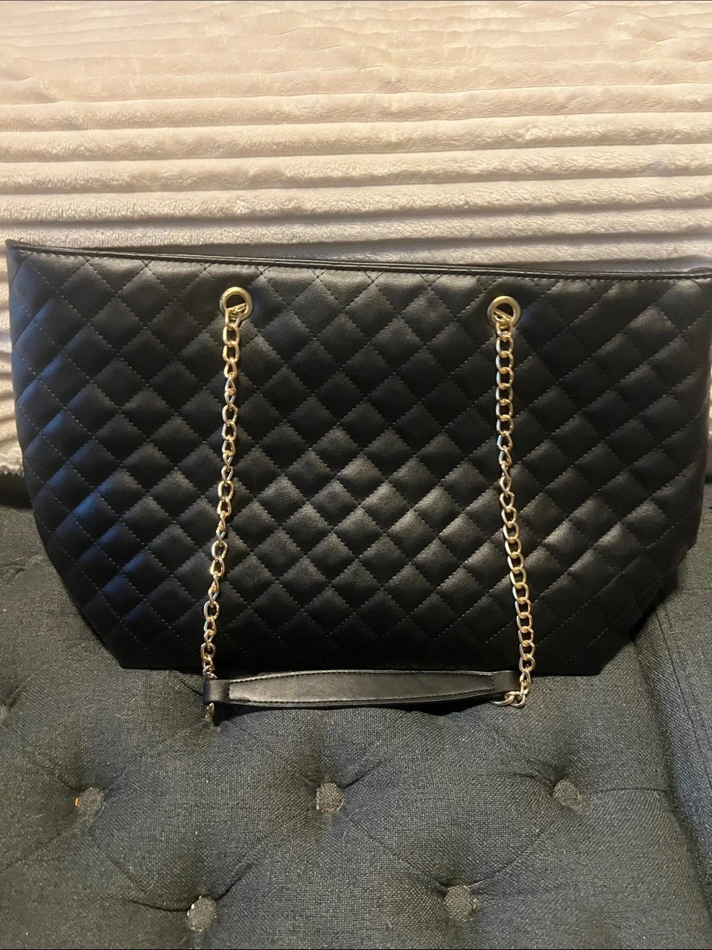 Badgley Mischka stylish black